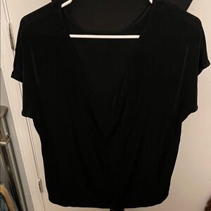 Chico's Black V-Neck Short Sleeve Top